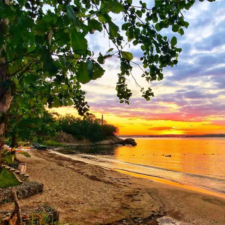 Sea Breeze Veranda In Santa Marina Апартаменты *