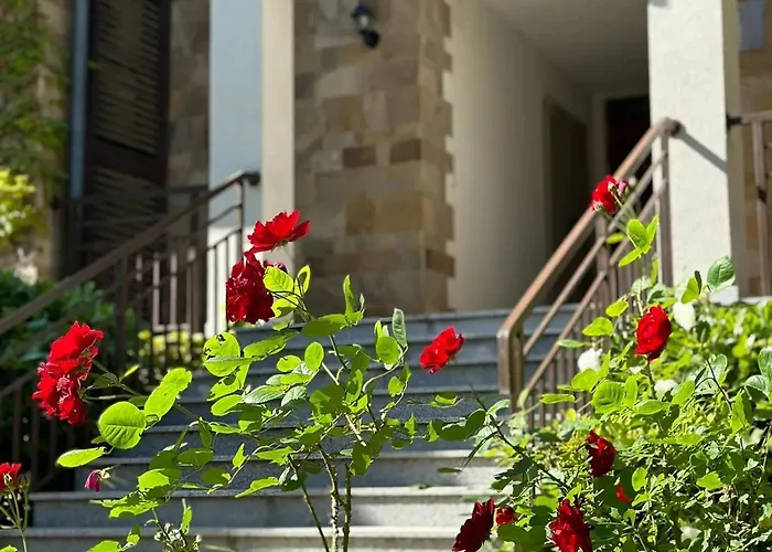 Sea Breeze Veranda In Santa Marina